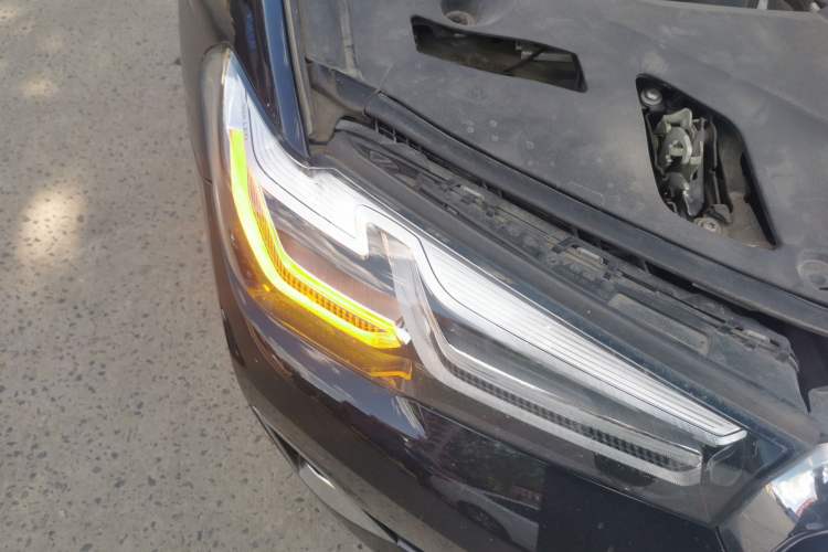 Used BMW 5 Series 2021 525Li Luxury Package Right Front Headlight