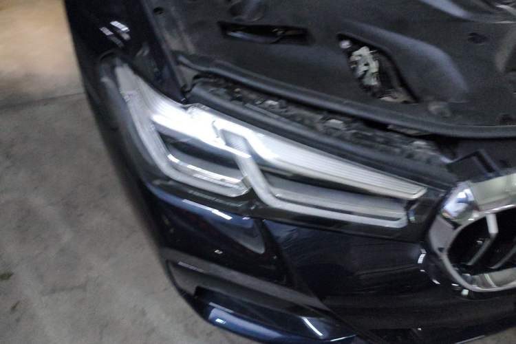 Used BMW 5 Series 2021 525Li M Sport Package Right Front Headlight