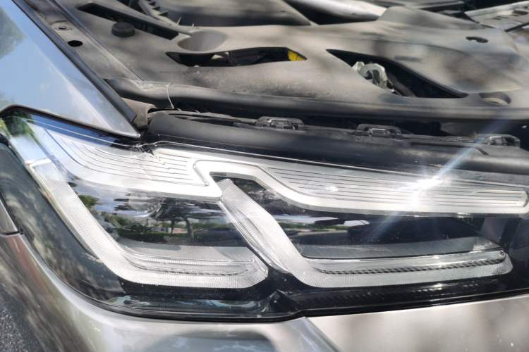 Used BMW 5 Series 2021 525Li M Sport Package Right Front Headlight