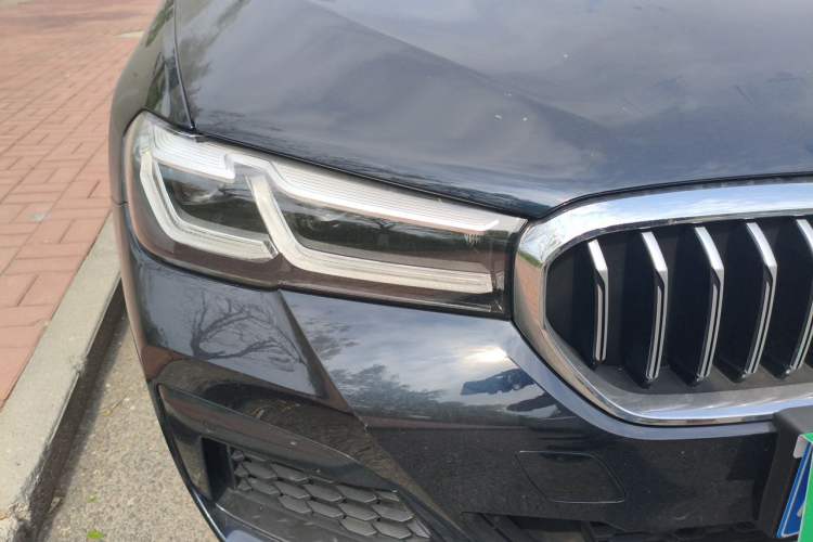 Used BMW 5 Series 2021 525i M Sport Package Right Front Headlight