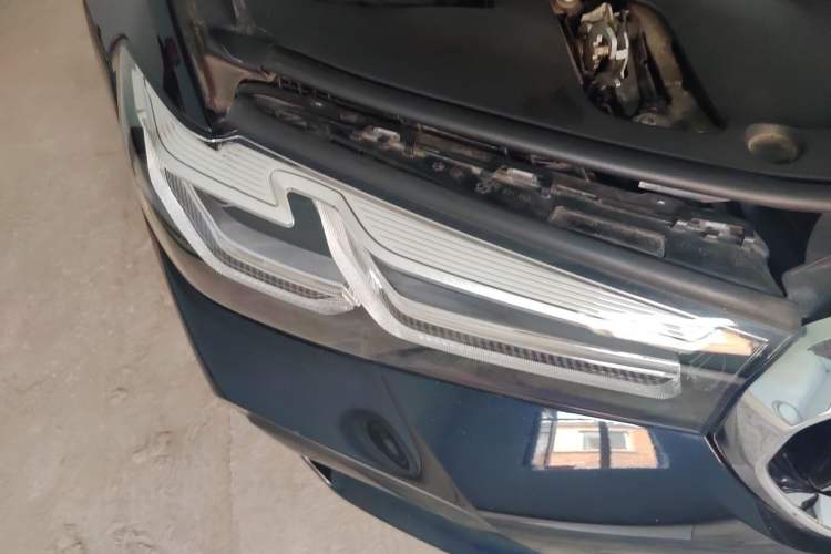 Used BMW 5 Series 2021 530Li xDrive M Sport Package Right Front Headlight