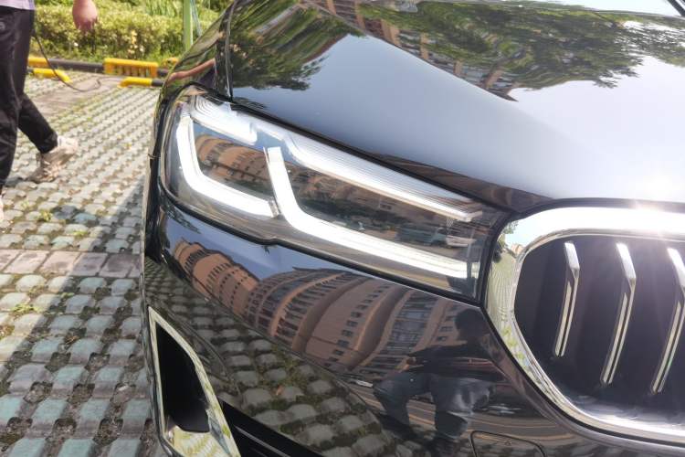 Used BMW 5 Series 2021 Updated 530Li Luxury Package Premium Edition Right Front Headlight