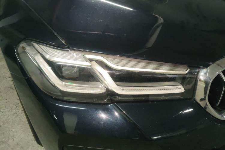 Used BMW 5 Series 2021 525Li M Sport Package Right Front Headlight