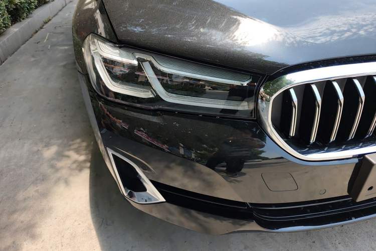 Used BMW 5 Series 2021 530Li Leading Luxury Package Right Front Headlight