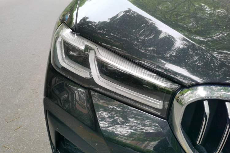 Used BMW 5 Series 2021 530Li Leading Model M Sport Package Right Front Headlight