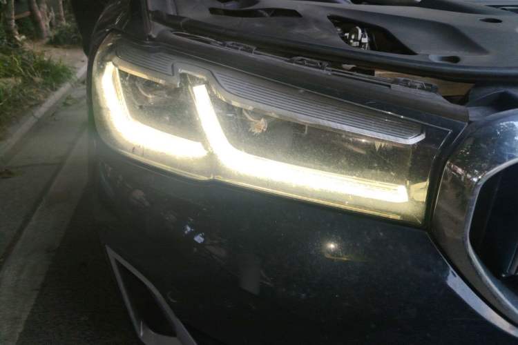 Used BMW 5 Series 2021 530Li Leading Luxury Package Right Front Headlight
