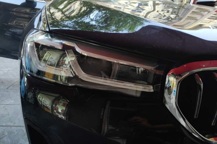 Used BMW 5 Series 2021 Updated 530Li Luxury Package Premium Edition Right Front Headlight