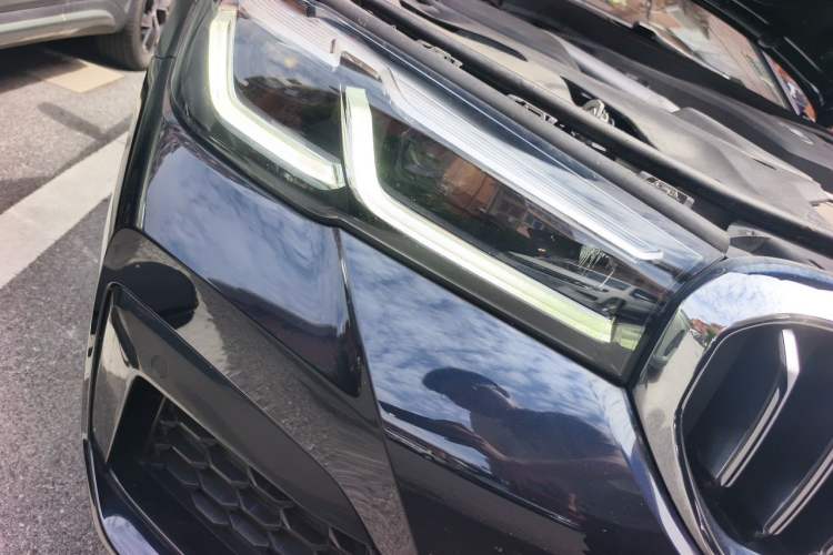 Used BMW 5 Series 2021 525i M Sport Package Right Front Headlight