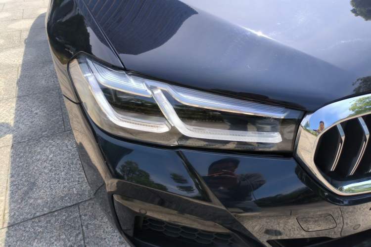 Used BMW 5 Series 2021 Facelifted 525Li M Sport Package Right Front Headlight