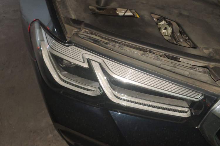 Used BMW 5 Series 2021 530Li Leading Model M Sport Package Right Front Headlight