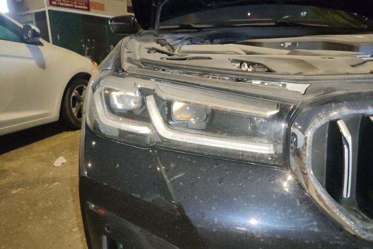 Used BMW 5 Series 2021 Facelifted 530Li Leading Edition M Sport Package Right Front Headlight