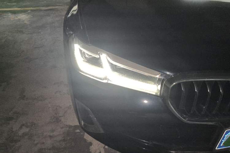 Used BMW 5 Series 2021 525Li Luxury Package Right Front Headlight