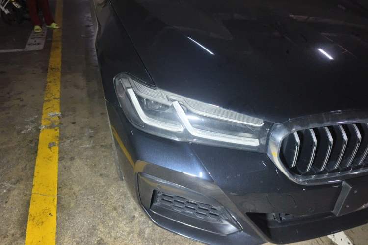 Used BMW 5 Series 2021 530Li Leading Model M Sport Package Right Front Headlight