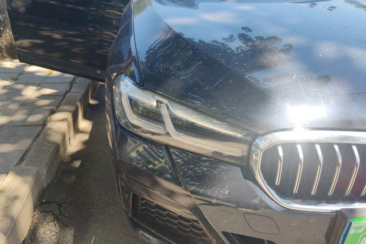 Used BMW 5 Series 2021 530Li Luxury Edition M Sport Package Right Front Headlight