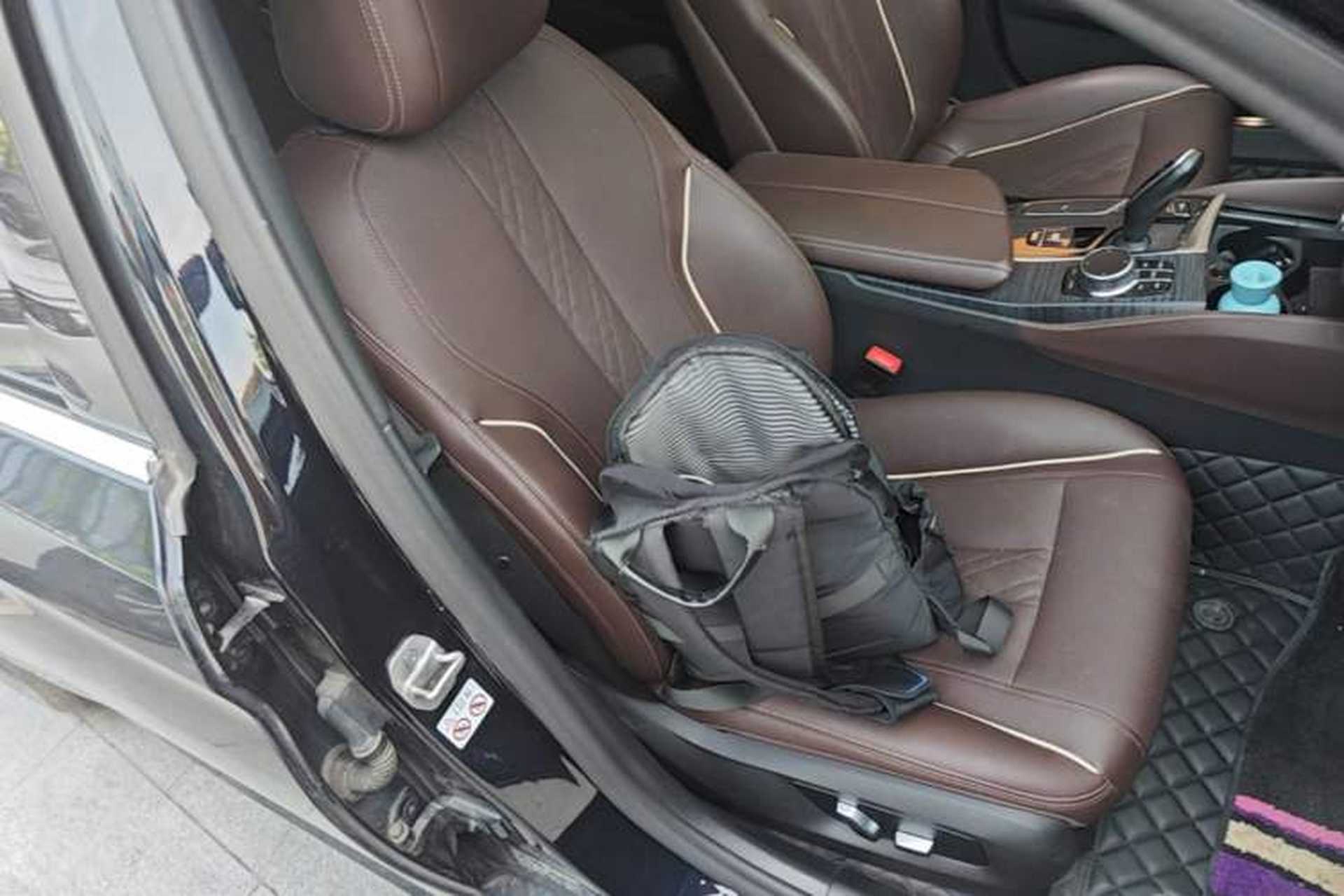 Used BMW 5 Series 2021 530Li Leading Model M Sport Package Right Front Seat
