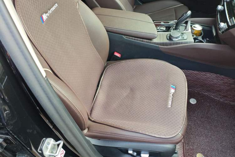 Used BMW 5 Series 2021 Restyled 530Li Leading Edition Luxury Package Right Front Seat