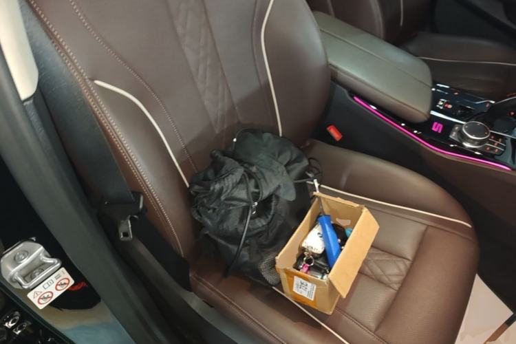 Used BMW 5 Series 2021 525Li Luxury Package Right Front Seat