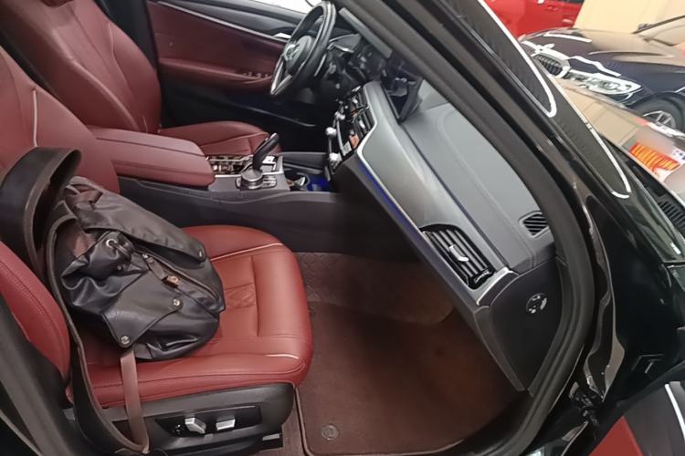 Used BMW 5 Series 2021 530Li Leading Model M Sport Package Right Front Seat