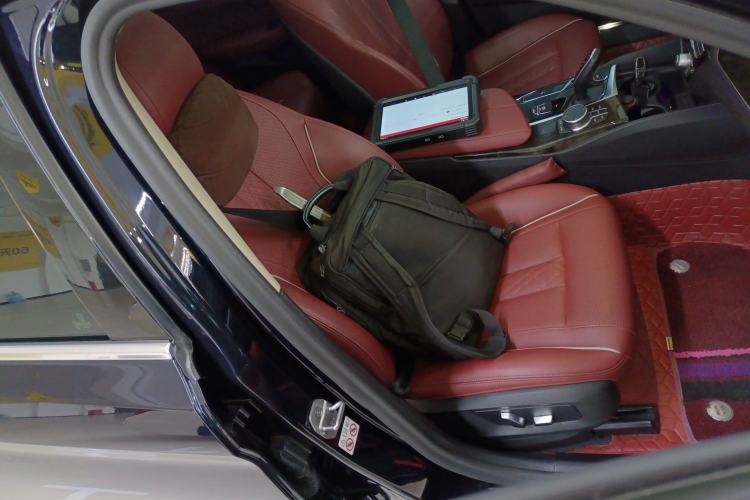 Used BMW 5 Series 2021 Updated Version 525Li Luxury Package Right Front Seat