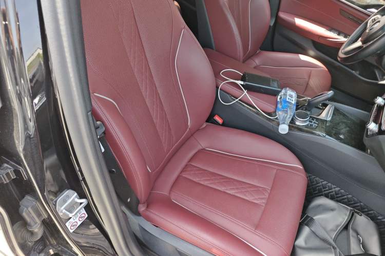 Used BMW 5 Series 2021 525Li M Sport Package Right Front Seat