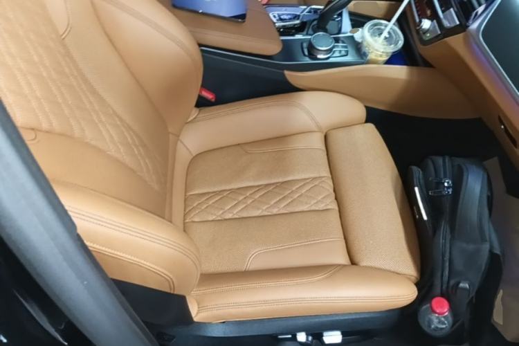 Used BMW 5 Series 2021 530i M Sport Package Right Front Seat