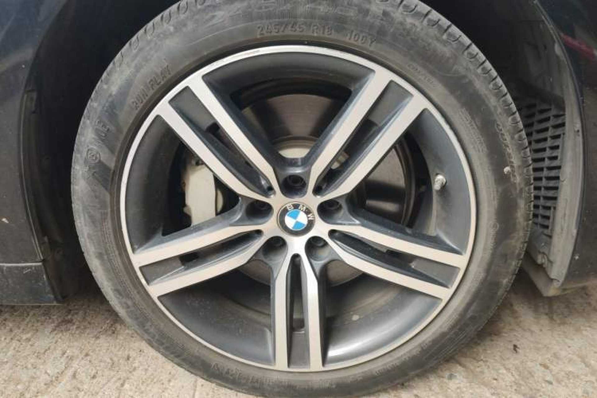 Used BMW 5 Series 2021 Restyled 530Li Leading Edition Luxury Package Right Front Wheel Hub