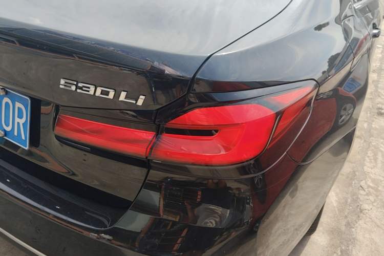 Used BMW 5 Series 2021 530Li Leading Luxury Package Right Rear Taillight