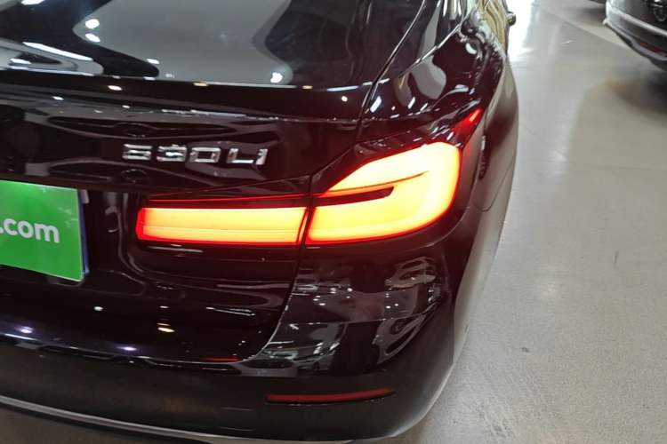 Used BMW 5 Series 2021 Updated 530Li Luxury Package Premium Edition Right Rear Taillight