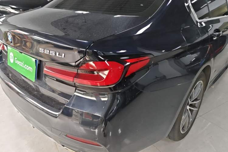 Used BMW 5 Series 2021 525Li M Sport Package Right Rear Taillight