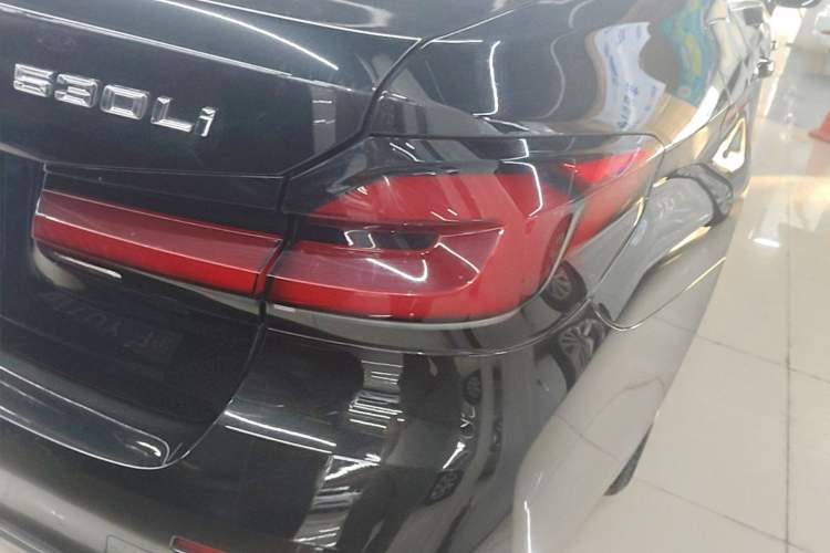 Used BMW 5 Series 2021 Restyled 530Li Leading Edition Luxury Package Right Rear Taillight