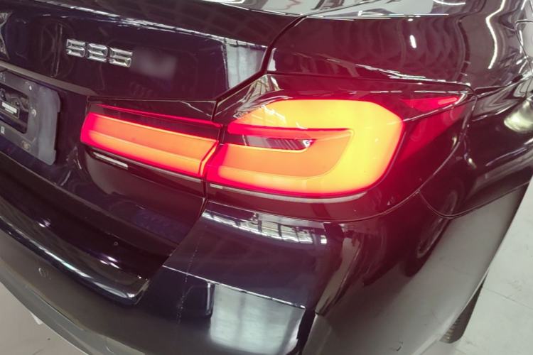 Used BMW 5 Series 2021 Facelifted 525Li M Sport Package Right Rear Taillight