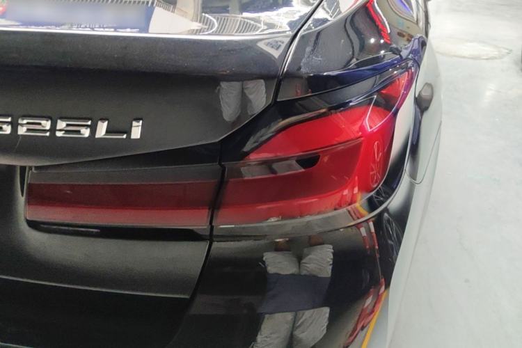 Used BMW 5 Series 2021 Updated Version 525Li Luxury Package Right Rear Taillight
