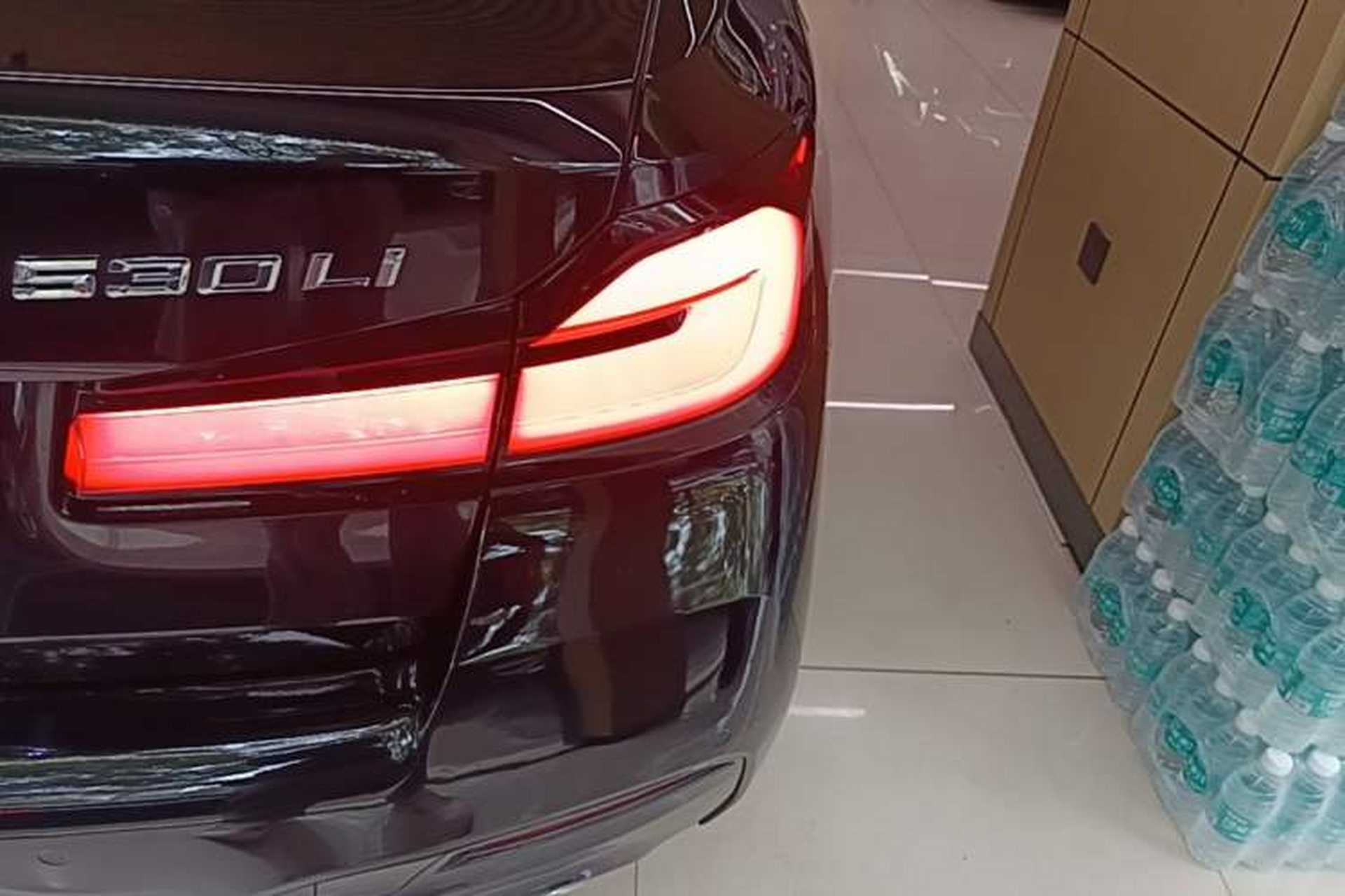 Used BMW 5 Series 2021 530Li Leading Model M Sport Package Right Rear Taillight