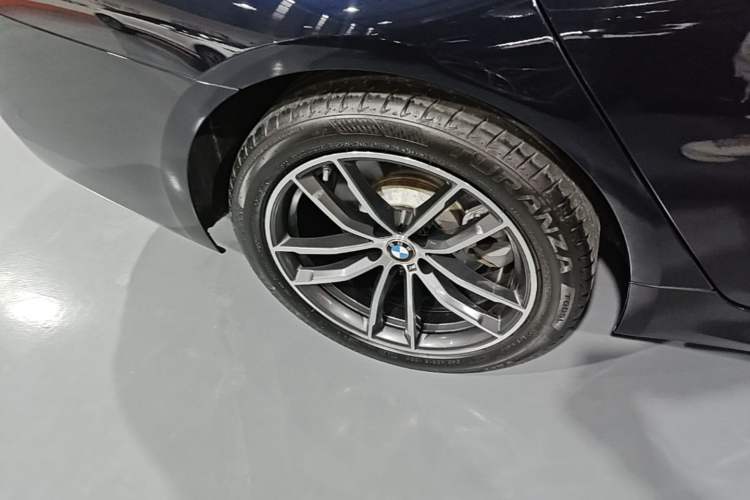Used BMW 5 Series 2021 525Li M Sport Package Right Rear Wheel Hub
