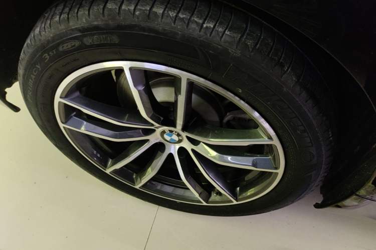 Used BMW 5 Series 2021 525Li M Sport Package Right Rear Wheel Hub