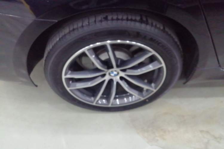 Used BMW 5 Series 2021 Facelifted 525Li M Sport Package Right Rear Wheel Hub