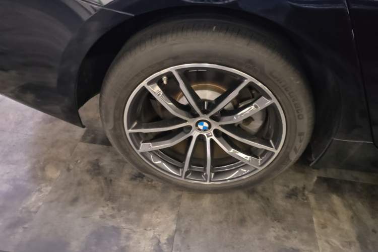 Used BMW 5 Series 2021 525Li M Sport Package Right Rear Wheel Hub