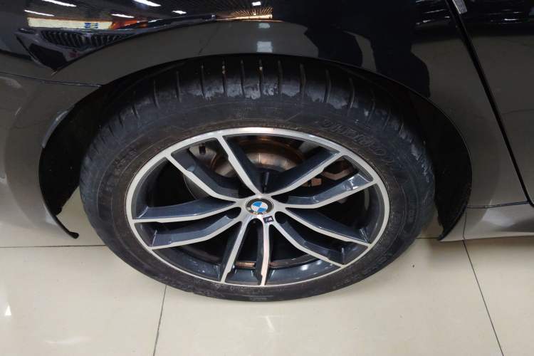 Used BMW 5 Series 2021 525i M Sport Package Right Rear Wheel Hub