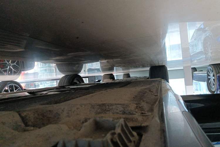 Used BMW 5 Series 2021 530Li Leading Model M Sport Package Right Side Sill