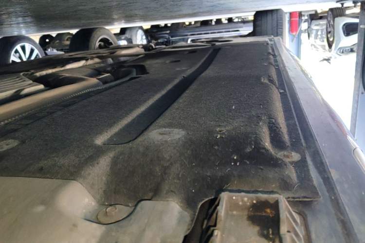 Used BMW 5 Series 2021 525Li M Sport Package Right Side Sill