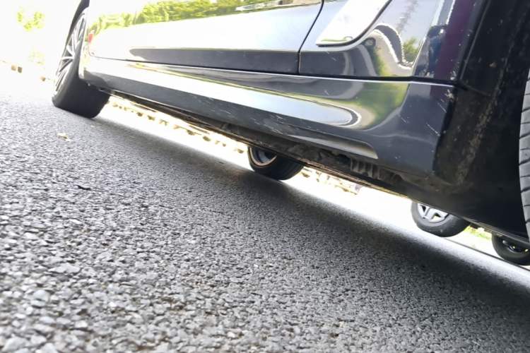 Used BMW 5 Series 2021 530Li Leading Model M Sport Package Right Side Sill