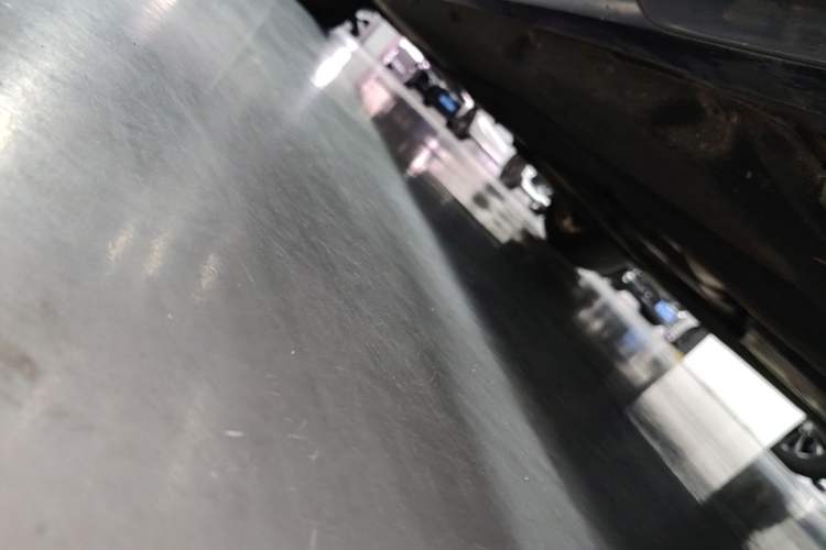 Used BMW 5 Series 2021 525Li Luxury Package Right Side Sill