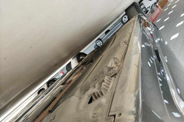 Used BMW 5 Series 2021 525Li Luxury Package Right Side Sill