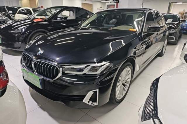Used BMW 5 Series 2021 525Li Luxury Package