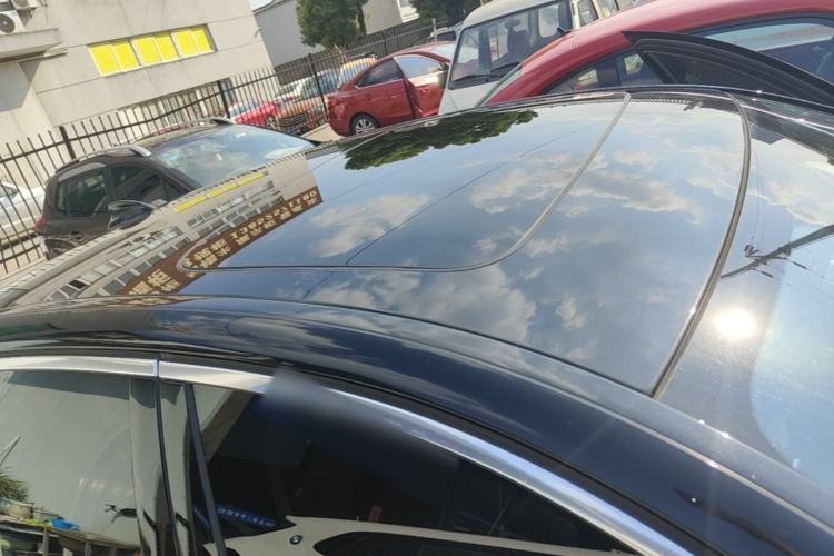 Used BMW 5 Series 2021 525Li Luxury Package Roof