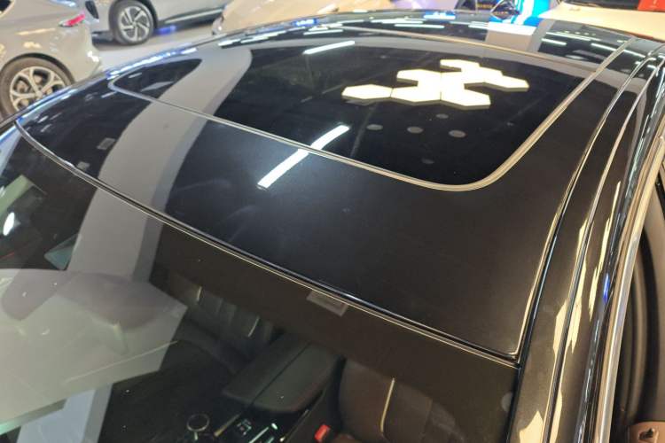 Used BMW 5 Series 2021 Facelifted 530Li Leading Edition M Sport Package Roof