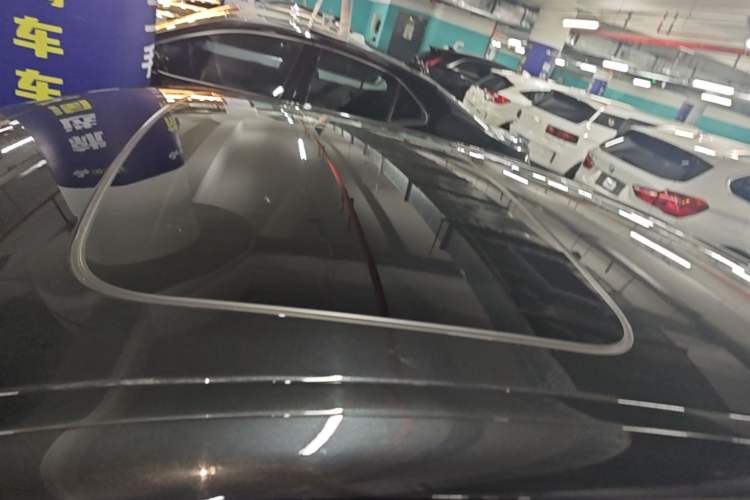 Used BMW 5 Series 2021 525Li Luxury Package Roof