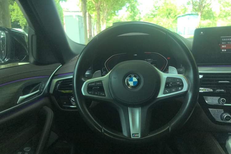 Used BMW 5 Series 2021 530Li Leading Model M Sport Package Steering Wheel