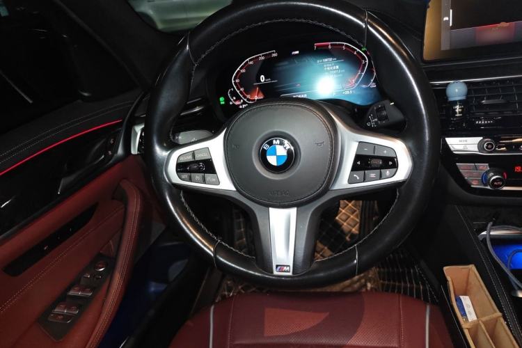 Used BMW 5 Series 2021 525Li M Sport Package Steering Wheel