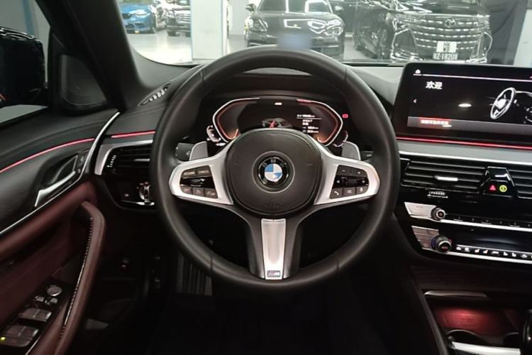 Used BMW 5 Series 2021 Restyled 530Li Luxury Edition M Sport Package Steering Wheel